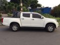 Isuzu Dmax LS MT 2014 White Pickup For Sale -2