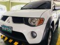 Mitsubishi Strada 4x4 automatic 2007 FOR SALE-3