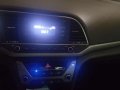 Hyundai Elantra 2016 MT for sale-5