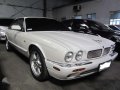 Jaguar XJ8 2001 AT White Sedan For Sale -4