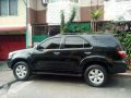 Toyota Fortuner G 2010 AT Black SUV For Sale -3