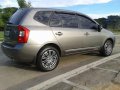 Good as new Kia Carens 2012 for sale-3