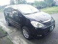 For sale: Toyota Innova 2.5G diesel manual 2010 -1