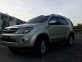 Toyota Fortuner G Diesel 2006 Grey For Sale -0