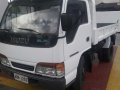 Isuzu Elf 4hf1 2015 MT White Truck For Sale -1