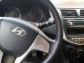 Hyundai Accent 2012 MT Black Sedan For Sale -2