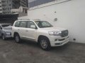 FOR SALE TOYOTA Land Cruiser Full Option 2018 (Brand new)-8