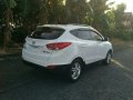 Well-kept Hyundai Tucson 2011 for sale-3