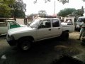 1996 Toyota Hilux 4x2 MT Diesel White For Sale -4