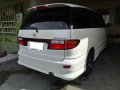 Well-maintained Toyota Estima 2000 for sale-2