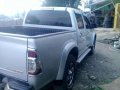 Isuzu Dmax 2012 model manual 4×2 FOR SALE-0