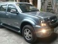 2013 Isuzu Alterra UCX 3.0 4x2 AT Blue For Sale -0