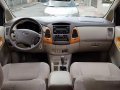 Well-kept Toyota Innova 2010 for sale-3