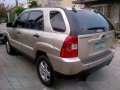Well-maintained Kia Sportage 2009 for sale-3
