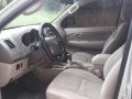 2005 Toyota Hilux 2.5 4x2 MT Silver For Sale -1