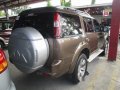 Well-kept Ford Everest 2010 for sale-5