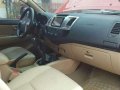 Toyota Hilux 2014 4x2 MT Red Pickup Fo Sale -2