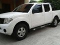 2011 Nissan Navara 4x4 manual 6speed FOR SALE-6