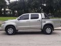 2005 Toyota Hilux 2.5 4x2 MT Silver For Sale -7