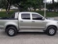 2005 Toyota Hilux 2.5 4x2 MT Silver For Sale -11