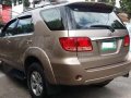 Toyota Fortuner G AT Beige 2006 For Sale -3