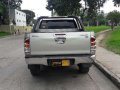 2005 Toyota Hilux 2.5 4x2 MT Silver For Sale -9