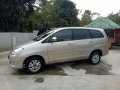 Toyota Innova g manual  2009 model FOR SALE-6