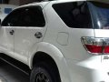 Toyota Fortuner V 4x4 2009 FOR SALE-10