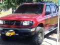 Rush sale: Nissan Frontier model 2000, 4x2-1