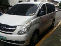 2009 Hyundai Starex VGt AT White Van For Sale -0