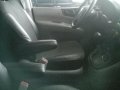 Well-maintained Kia Carnival 2012 for sale-10