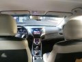 Hyundai Elantra GLS 2012 MT Silver Sedan For Sale -4