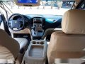 Good as new Hyundai Grand Starex 2009 for sale-5