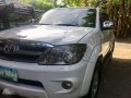 FOR SALE Toyota Fortuner g autmatic diesel-1