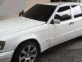 Mercedes Benz 230e 1989 AT White For Sale -0