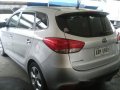 Well-maintained Kia Carens 2015 for sale-3