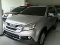 Well-maintained Isuzu MU-X 2017 for sale-2