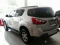 Well-maintained Isuzu MU-X 2017 for sale-5