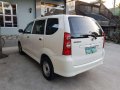 Toyota Avanza J 2009 MT White SUV For Sale -3