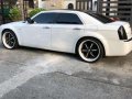 Chrysler 300c Sedan 3.5 V6 RWD AT White For Sale -0