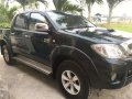 Toyota Hilux G 4x4 2010 model top of the line FOR SALE-2