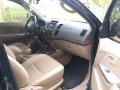 Toyota Hilux G 4x4 2010 model top of the line FOR SALE-5