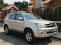 Well-maintained Toyota Fortuner 2006 for sale-1