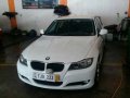 Well-kept BMW 318i 2011 for sale-1