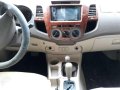2005 Toyota Hilux G 3.0 d4d 4x4 AT for sale-3