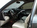 Well-maintained Toyota RAV4 2006 for sale-5