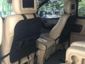 Hyundai Grand Starex Gold VGT 2009 Matic For Sale -2