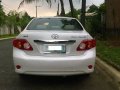 Well-maintained Toyota Corolla Altis 2010 for sale-3