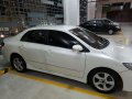 Toyota Corolla 2012 2.0V AT White For Sale -0