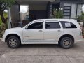 Isuzu Alterra 2011 4x2 AT White SUV For Sale -2